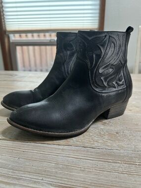 ROAN by Bed Stu Elsia Western Cowgirl Short Boots Burnished Black Leather Sz 10